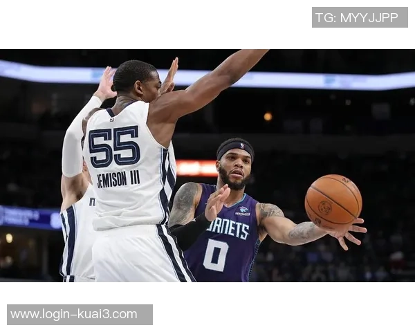 2016至2017赛季勇士队与黄蜂队精彩对决回顾与分析