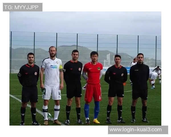 恒丰对阵比尔森的精彩较量展现足球魅力与团队精神的完美结合