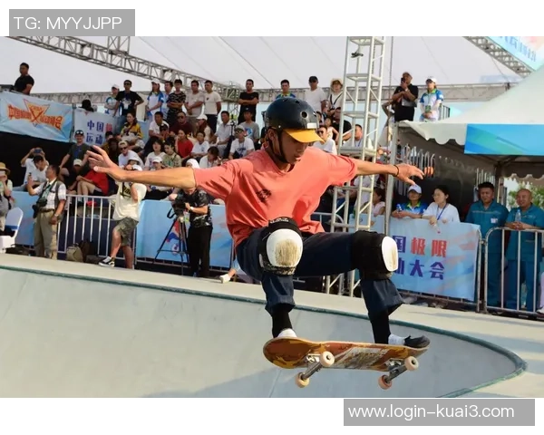 成都滑板队的拼搏精神与极限运动嘉年华的精彩瞬间回顾